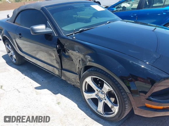 2005 Ford Mustang Deluxe with VIN 1ZVHT84N655208101, listed as a IAAI auction lot 42546747 with 68,918 mi miles and . Bid and sale history available at DreamBid. Image 6.
