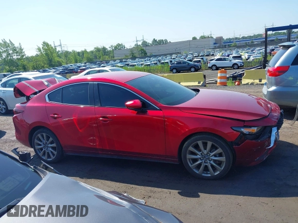 2022 Mazda 3 Select with VIN 3MZBPABLXNM315231, listed as a IAAI auction lot 42522045 with 17,486 mi miles and . Bid and sale history available at DreamBid. Image 13.