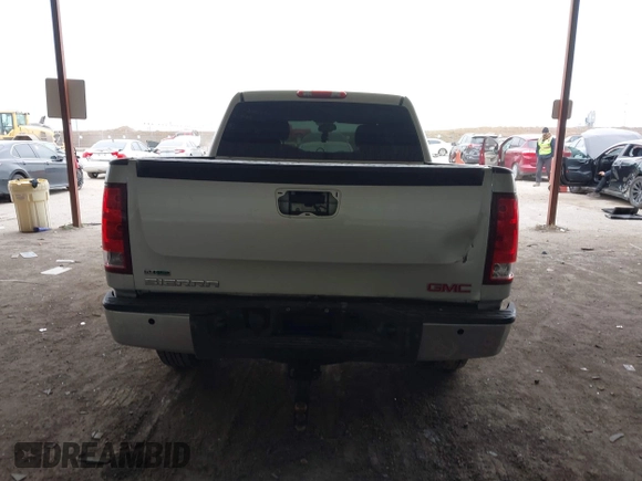 2010 GMC Sierra 1500 SLE z VIN 3GTRCVE09AG203731, wystawiony jako IAAI lot #41593779 z przebiegiem 192 576 mil mil oraz . Historia ofert i sprzedaży dostępna na DreamBid. Obrazek 16.