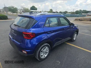 2020 Hyundai Venue SEL with VIN KMHRC8A36LU024463, listed as a Copart auction lot 56528095 with 16,989 mi miles and Clean Title. Bid and sale history available at DreamBid. Image 4.