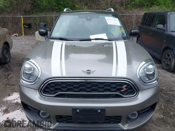 2020 MINI Countryman Cooper S with VIN WMZYX1C06L3L47965, listed as a IAAI auction lot 42277163 with 18,807 mi miles and . Bid and sale history available at DreamBid. Image 12.