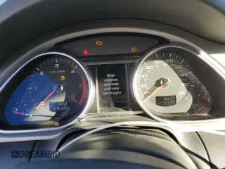 2015 Audi Q7 Prestige с VIN WA1VMAFE9FD007429, выставлен на аукционе Copart как лот 87861695 с пробегом 97 695 миль миль и Списание • Salvage title. История ставок и продаж доступна на DreamBid. Изображение 9.