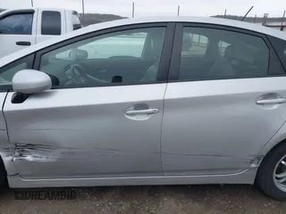 2010 Toyota Prius II with VIN JTDKN3DU2A0136687, listed as a IAAI auction lot 41927748 with 170,756 mi miles. Bid and sale history available at carsss.com. Image 15.