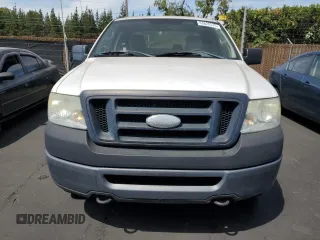 2007 Ford F-150 XLT z VIN 1FTPX14537KD20112, wystawiony jako Copart lot #63620575 z przebiegiem 185 021 mil mil oraz Czysty tytuł • Clean title. Historia ofert i sprzedaży dostępna na DreamBid. Obrazek 5.