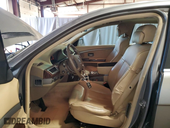 2004 BMW 7 Series 745Li z VIN WBAGN63584DS55291, wystawiony jako Copart lot #79178494 z przebiegiem 135 923 mil mil oraz Szkoda całkowita • Salvage title. Historia ofert i sprzedaży dostępna na DreamBid. Obrazek 7.
