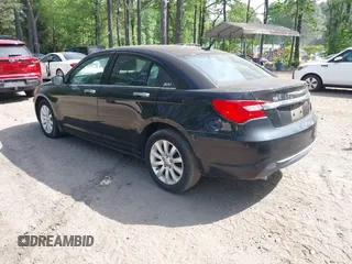 2013 Chrysler 200 Limited with VIN 1C3CCBCGXDN609294, listed as a IAAI auction lot 42172839 with 41,501 mi miles. Bid and sale history available at carsss.com. Image 3.