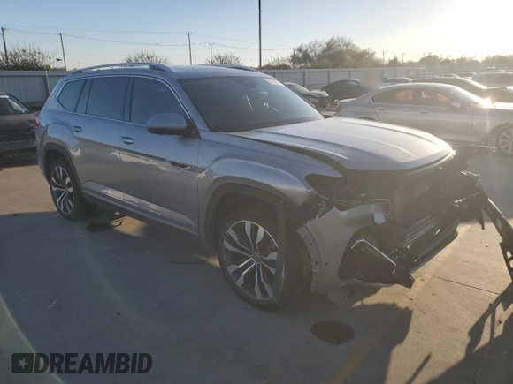 2023 Volkswagen Atlas SEL Premium R-Line z VIN 1V2FR2CA2PC507537, wystawiony jako Copart lot #81103714 z przebiegiem 28 553 mil mil oraz Szkoda całkowita • Salvage title. Historia ofert i sprzedaży dostępna na DreamBid. Obrazek 4.