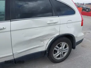 2011 Honda CR-V EX-L with VIN 5J6RE4H7XBL052197, listed as a IAAI auction lot 41827999 with 105,399 mi miles. Bid and sale history available at carsss.com. Image 6.