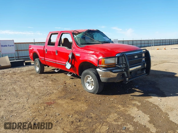1999 Ford Super Duty F-250 XL with VIN 1FTNW21F7XEA71082, listed as a IAAI auction lot 41665200 with 210,841 mi miles. Bid and sale history available at carsss.com. Image 1.