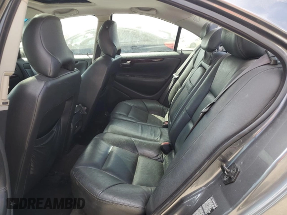 2004 Volvo S60 with VIN YV1RS59V042403509, listed as a Copart auction lot 72057704 with 162,994 mi miles and Salvage Title. Bid and sale history available at carsss.com. Image 10.