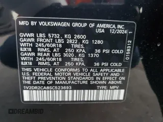2025 Volkswagen Atlas SE with VIN 1V2DR2CA8SC523693, listed as a Copart auction lot 51173005 with 3,988 mi miles and Salvage title. Bid and sale history available at DreamBid. Image 13.
