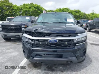 2022 Ford Expedition XLT with VIN 1FMJU1JT9NEA67323, listed as a IAAI auction lot 41716855 with 34,513 mi miles. Bid and sale history available at carsss.com. Image 6.