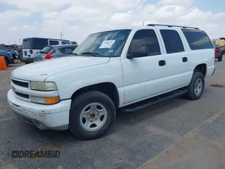 2006 Chevrolet Suburban LS w/1WT with VIN 1GNEC16Z86J168679, listed as a IAAI auction lot 42008170 with 252,444 mi miles. Bid and sale history available at carsss.com. Image 2.