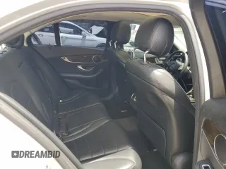 2018 Mercedes-Benz C 300 z VIN WDDWF4KB8JR346072, wystawiony jako Copart lot #59077565 z przebiegiem 88 995 mil mil oraz Nie do naprawy • Non repairable. Historia ofert i sprzedaży dostępna na DreamBid. Obrazek 10.