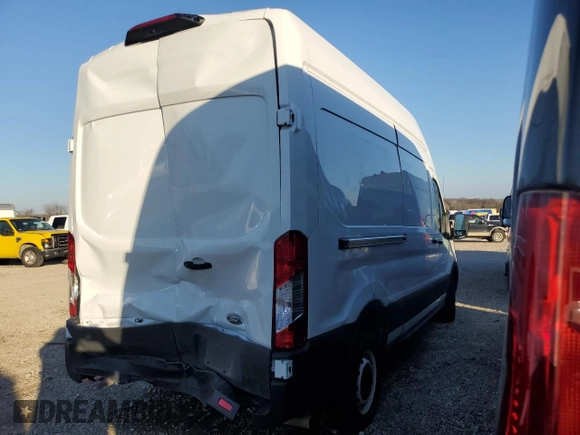 2021 Ford Transit Cargo with VIN 1FTBR1X87MKA68791, listed as a Copart auction lot 43239345 with 95,963 mi miles and Salvage Title. Bid and sale history available at DreamBid. Image 3.