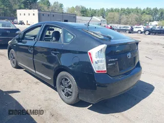 2010 Toyota Prius II with VIN JTDKN3DU7A0024029, listed as a IAAI auction lot 42171940 with 525,490 mi miles. Bid and sale history available at carsss.com. Image 3.