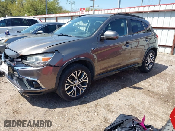 2018 Mitsubishi Outlander SEL z VIN JA4AP4AW4JU018385, wystawiony jako IAAI lot #41868875 z przebiegiem 83 910 mil mil oraz . Historia ofert i sprzedaży dostępna na DreamBid. Obrazek 2.