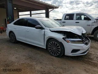 2022 Volkswagen Passat 2.0T Limited Edition with VIN 1VWBA7A38NC004095, listed as a Copart auction lot 73806204 with 50,691 mi miles and Salvage Title. Bid and sale history available at carsss.com. Image 4.