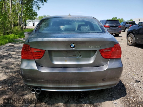 2009 BMW 3 Series 328i xDrive with VIN WBAPK735X9A449375, listed as a Copart auction lot 58939475 with 255,512 mi miles and Non repairable. Bid and sale history available at DreamBid. Image 6.