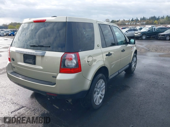 2008 Land Rover LR2 SE with VIN SALFS24N88H019147, listed as a IAAI auction lot 41926003 with 146,524 mi miles and . Bid and sale history available at DreamBid. Image 4.