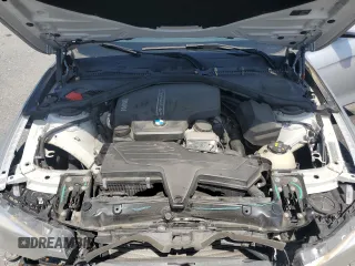 2015 BMW 3 Series 328i xDrive с VIN WBA3B5C53FP653530, выставлен на аукционе Copart как лот 61859315 с пробегом 92 041 миль миль и Списание • Salvage title. История ставок и продаж доступна на DreamBid. Изображение 11.