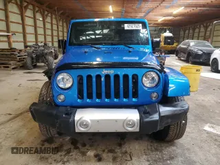 2014 Jeep Wrangler Unlimited Sahara with VIN 1C4BJWEG2EL285868, listed as a Copart auction lot 42927025 with 182,482 mi miles and Clean Title. Bid and sale history available at carsss.com. Image 5.