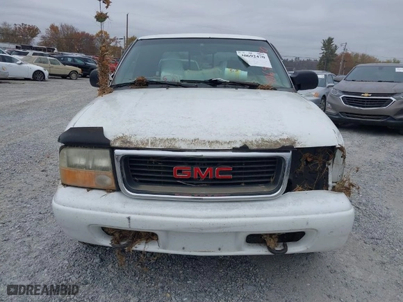 2002 GMC Sonoma SLS with VIN 1GTDT13W92K118425, listed as a IAAI auction lot 40692470 with 1 mi miles. Bid and sale history available at carsss.com. Image 12.