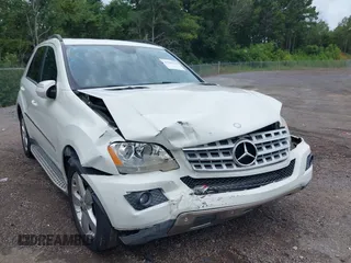 2010 Mercedes-Benz M 350 with VIN 4JGBB5GB5AA603377, listed as a IAAI auction lot 39926525 with 223,308 mi miles and . Bid and sale history available at DreamBid. Image 6.
