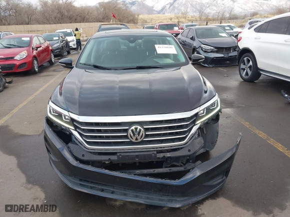 2021 Volkswagen Passat 2.0T SE with VIN 1VWSA7A32MC012952, listed as a IAAI auction lot 41370840 with 71,141 mi miles. Bid and sale history available at carsss.com. Image 12.