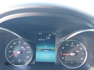 2019 Mercedes-Benz C 300 z VIN 55SWF8DB9KU322058, wystawiony jako IAAI lot #41387405 z przebiegiem 73 483 mil mil oraz . Historia ofert i sprzedaży dostępna na DreamBid. Obrazek 7.