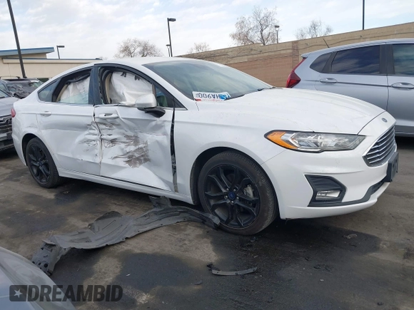 2019 Ford Fusion SE with VIN 3FA6P0HD7KR200699, listed as a IAAI auction lot 41686546 with 89,715 mi miles. Bid and sale history available at carsss.com. Image 13.