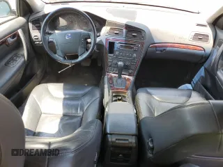 2006 Volvo V70 with VIN YV1SW612462557057, listed as a Copart auction lot 64037084 with 133,748 mi miles and Salvage Title. Bid and sale history available at carsss.com. Image 8.