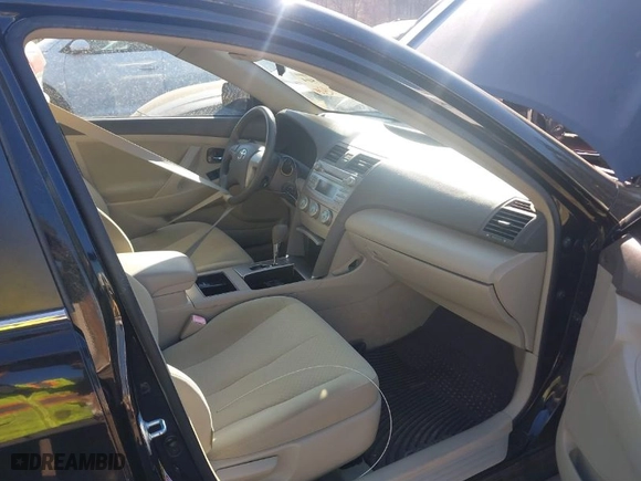 2007 Toyota Camry CE with VIN JTNBE46K073066689, listed as a IAAI auction lot 41311504 with 170,000 mi miles. Bid and sale history available at carsss.com. Image 5.