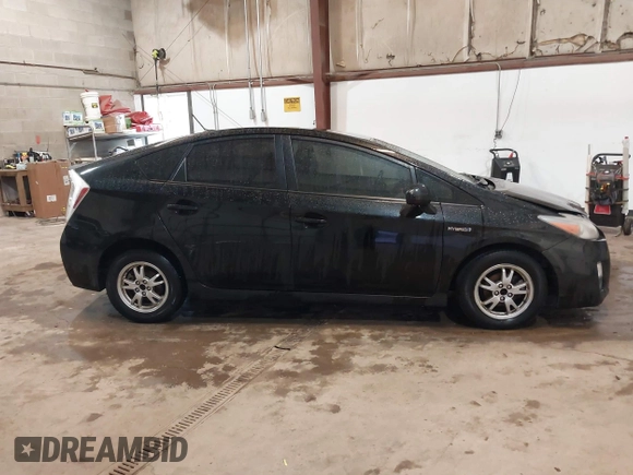 2011 Toyota Prius I with VIN JTDKN3DU2B5322430, listed as a IAAI auction lot 41466240 with Not Provided miles and . Bid and sale history available at DreamBid. Image 13.