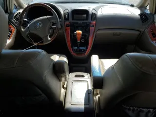 2003 Lexus RX 300 with VIN JTJHF10U530311757, listed as a Copart auction lot 61679804 with 185,581 mi miles and Salvage Title. Bid and sale history available at carsss.com. Image 8.