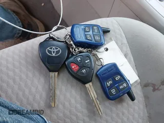 2011 Toyota Camry LE z VIN 4T4BF3EK3BR128796, wystawiony jako IAAI lot #42232144 z przebiegiem 127 823 mil mil oraz . Historia ofert i sprzedaży dostępna na DreamBid. Obrazek 11.