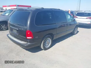 2000 Chrysler Town & Country LX with VIN 1C4GP44G6YB690782, listed as a IAAI auction lot 41661036 with 287,967 mi miles and . Bid and sale history available at DreamBid. Image 4.
