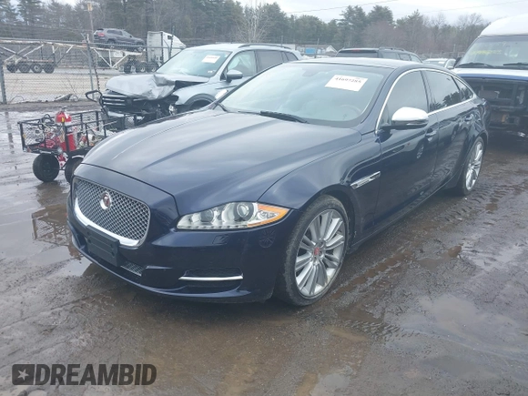 2015 Jaguar XJ Portfolio with VIN SAJWJ2GD0F8V83497, listed as a IAAI auction lot 41697285 with 52,311 mi miles and . Bid and sale history available at DreamBid. Image 17.