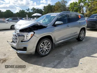 2023 GMC Terrain Denali z VIN 3GKALXEG2PL168010, wystawiony jako Copart lot #49707005 z przebiegiem 26 273 mil mil oraz Nie do naprawy • Non repairable. Historia ofert i sprzedaży dostępna na DreamBid. Obrazek 1.