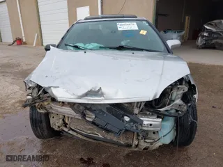 2003 Honda Civic EX with VIN 1HGEM229X3L040978, listed as a IAAI auction lot 40938878 with 250,124 mi miles. Bid and sale history available at carsss.com. Image 6.