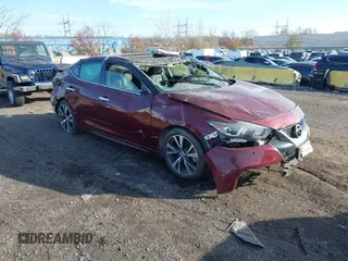 2017 Nissan Maxima SV with VIN 1N4AA6AP1HC392535, listed as a IAAI auction lot 40937768 with 37,223 mi miles. Bid and sale history available at carsss.com. Image 1.