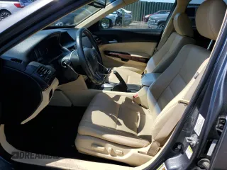 2012 Honda Crosstour EX-L z VIN 5J6TF2H53CL009635, wystawiony jako Copart lot #56073575 z przebiegiem 193 434 mil mil oraz Szkody całkowita. Historia ofert i sprzedaży dostępna na DreamBid. Obrazek 7.
