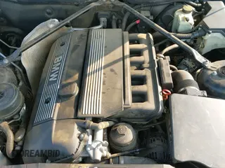 2005 BMW Z4 2.5i с VIN 4USBT33535LS54102, выставлен на аукционе IAAI как лот 42429271 с пробегом 105 155 миль миль и . История ставок и продаж доступна на DreamBid. Изображение 13.