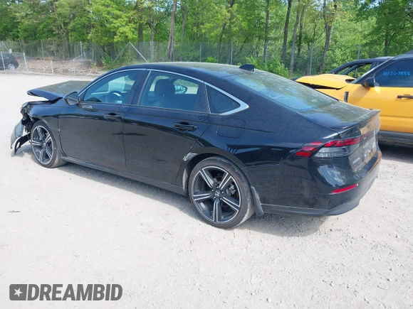 2025 Honda Accord Sport with VIN 1HGCY2F52SA018440, listed as a IAAI auction lot 42284525 with 3,973 mi miles and . Bid and sale history available at DreamBid. Image 3.