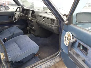 1990 Volvo 240 с VIN YV1AA8841L1423511, выставлен на аукционе IAAI как лот 41958883 с пробегом 216 943 миль миль и . История ставок и продаж доступна на DreamBid. Изображение 5.