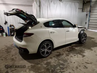 2021 Maserati Levante z VIN ZN661XUA1MX370792, wystawiony jako Copart lot #83474194 z przebiegiem 89 428 mil mil oraz Szkoda całkowita • Salvage title. Historia ofert i sprzedaży dostępna na DreamBid. Obrazek 3.