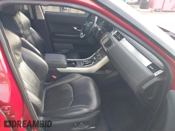 2017 Land Rover Range Rover Evoque SE with VIN SALVP2BG6HH228100, listed as a IAAI auction lot 40589551 with 87,959 mi miles. Bid and sale history available at carsss.com. Image 5.