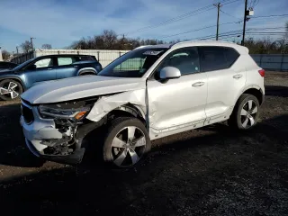 2022 Volvo XC40 Momentum с VIN YV4162UK4N2650324, выставлен на аукционе Copart как лот 43332045 с пробегом 36 484 миль миль и Списание • Salvage title. История ставок и продаж доступна на DreamBid. Изображение 1.
