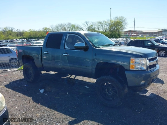 2007 Chevrolet Silverado 1500 LTZ with VIN 2GCEK13M071572981, listed as a IAAI auction lot 42054093 with 284,423 mi miles. Bid and sale history available at carsss.com. Image 13.