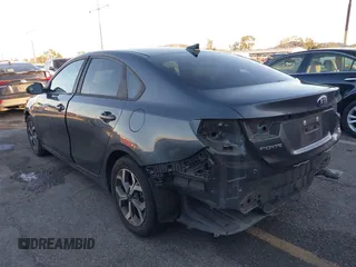 2021 Kia Forte FE z VIN 3KPF24AD1ME369590, wystawiony jako IAAI lot #41308194 z przebiegiem 71 462 mil mil oraz . Historia ofert i sprzedaży dostępna na DreamBid. Obrazek 3.